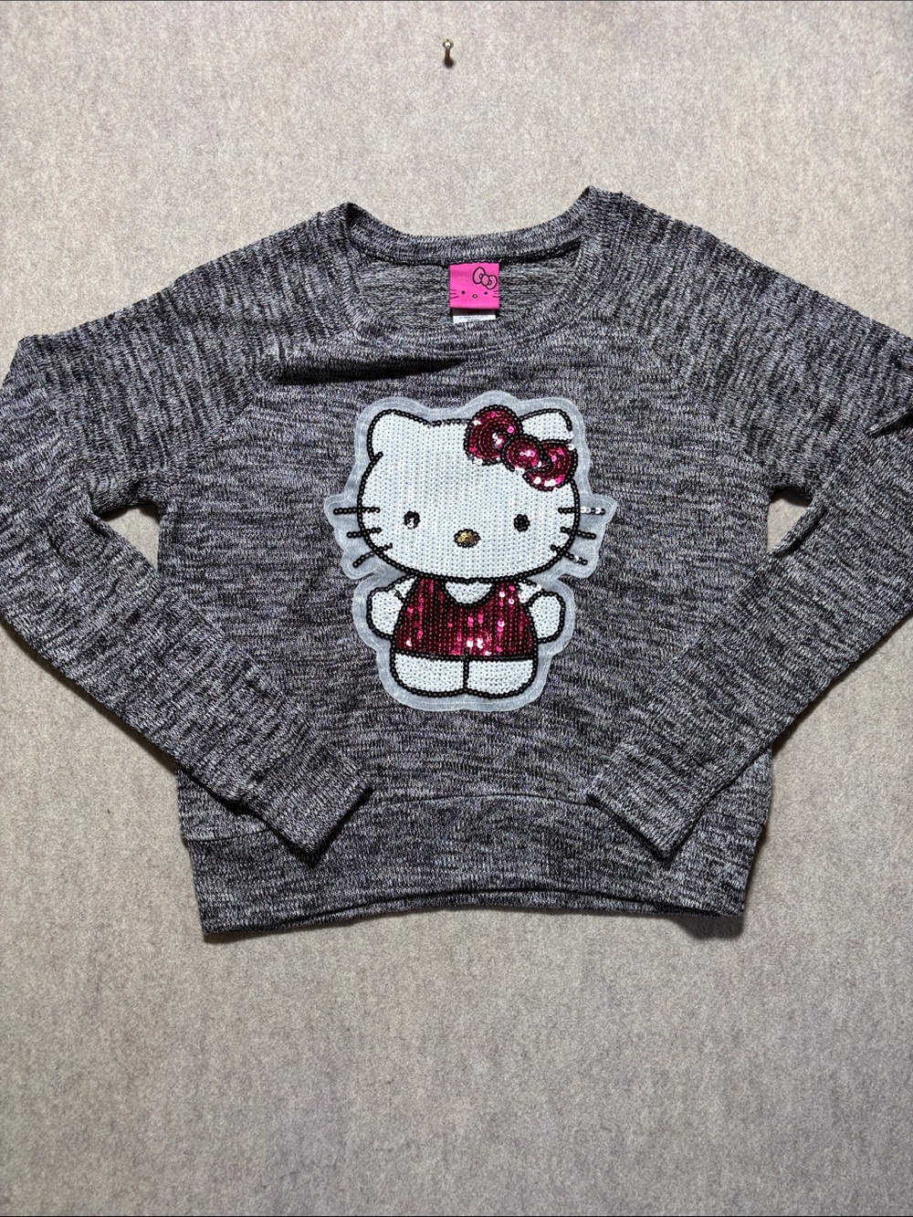 Hello Kitty Sanrio Sweater Teen Size S Sequins Lightweight Gray Pink Cropped(10)